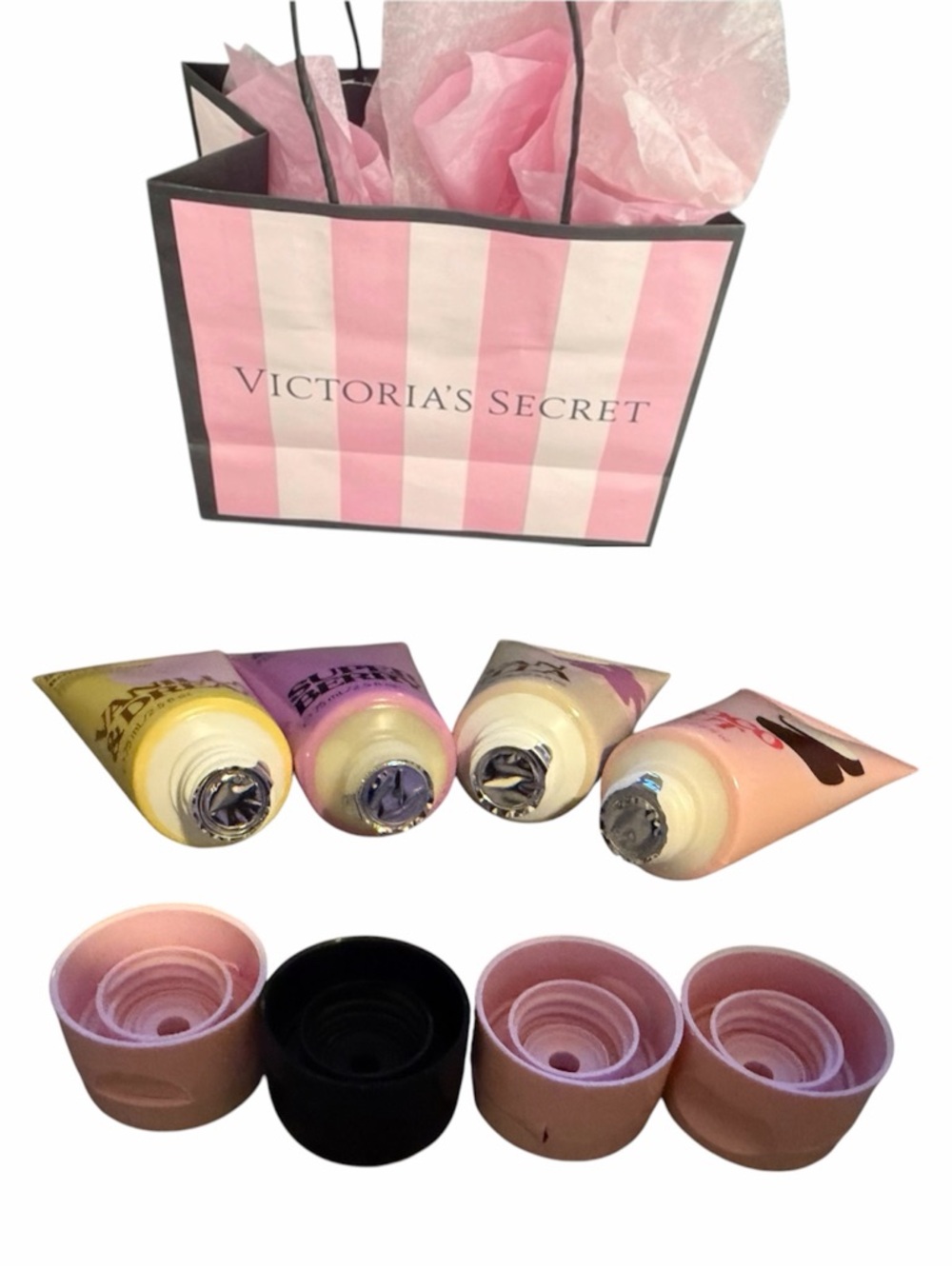 ✈️4 PINK Victoria's Secret Body Lotions (2.5 fl oz each). - Picture 2 of 7